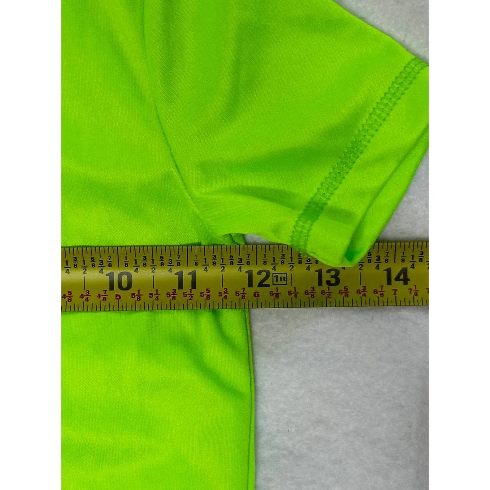 Under Armour Rash Guard Boys Size 4 Lime Green Short Sleeve UPF 50 Good
